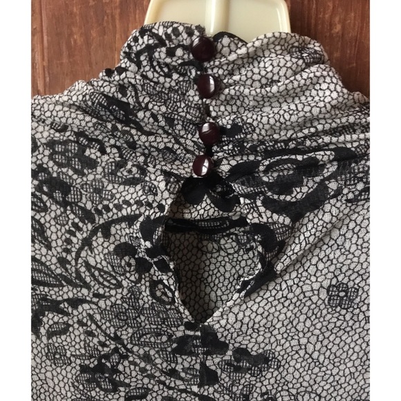 Classiques Entier Long Sleeve Black Lace Silk Top - Picture 2 of 8